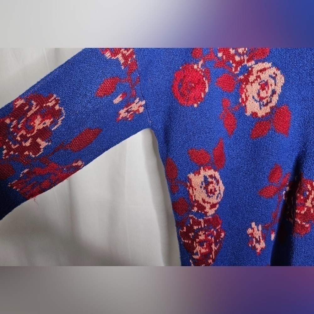 Pioneer Woman XXXL Floral Sweater Bell Sleeves Cowl Neck Blue, Pink & Red - Picture 3 of 7